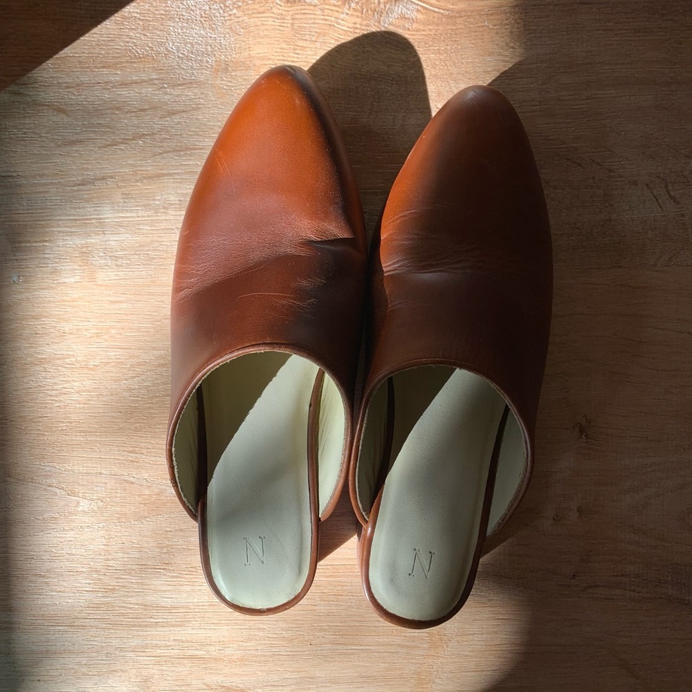 Nisolo Mariella Mule in Brandy
